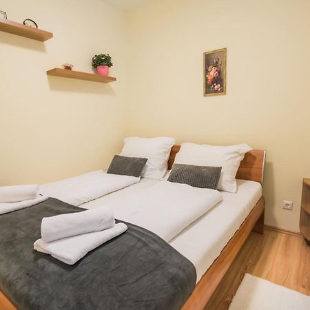 Myflat Solaris Family Apartment Siofok Exterior photo